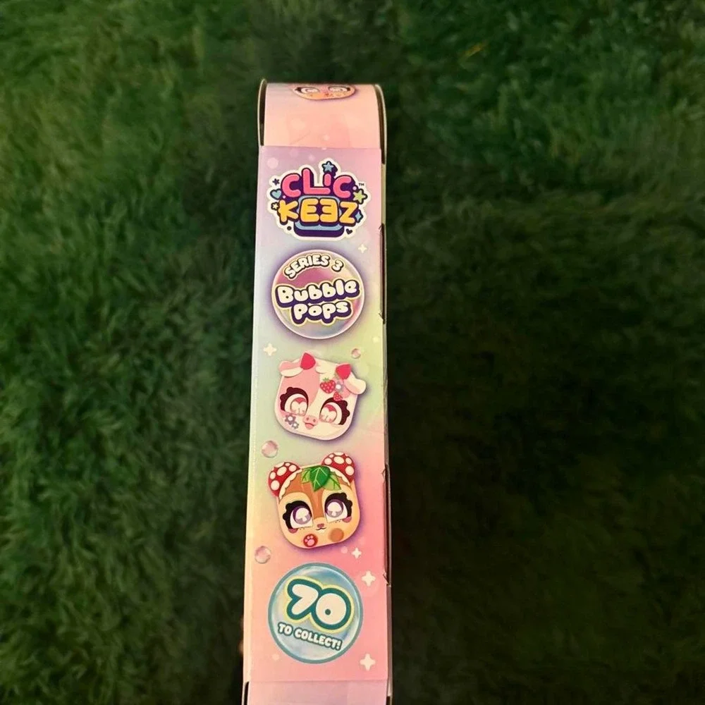 Clic Kezz Keyboard Mega Pack with 50 collectible characters